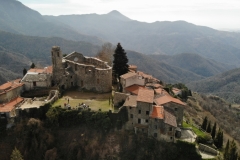 Apricale , Baiardo, Vallée merduzo, Vallée Nervia, Dolche Acqua, Terres d'émotions, Randonnée Italie