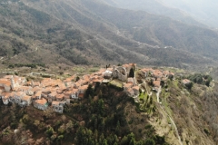 Apricale , Baiardo, Vallée merduzo, Vallée Nervia, Dolche Acqua, Terres d'émotions, Randonnée Italie