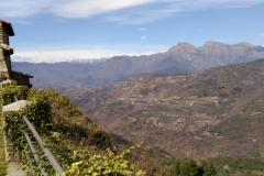Apricale , Baiardo, Vallée merduzo, Vallée Nervia, Dolche Acqua, Terres d'émotions, Randonnée Italie