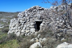Plateau de Calern, Observatoire CERGA, La Baume, Dolines, embut de Caussols, Terres d'émotions, randonnée dans le 06