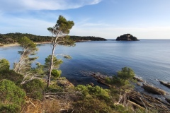 Fort de brégançon, cap bénat, Terres d'émotions, Plage estanyol, Randonnées dans le 83, 