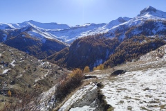 Terres d'émotions, Roya , Tinée, Couleurs d'automne, Sommets enneigés, estives de montagnes, randonnée dans le 06